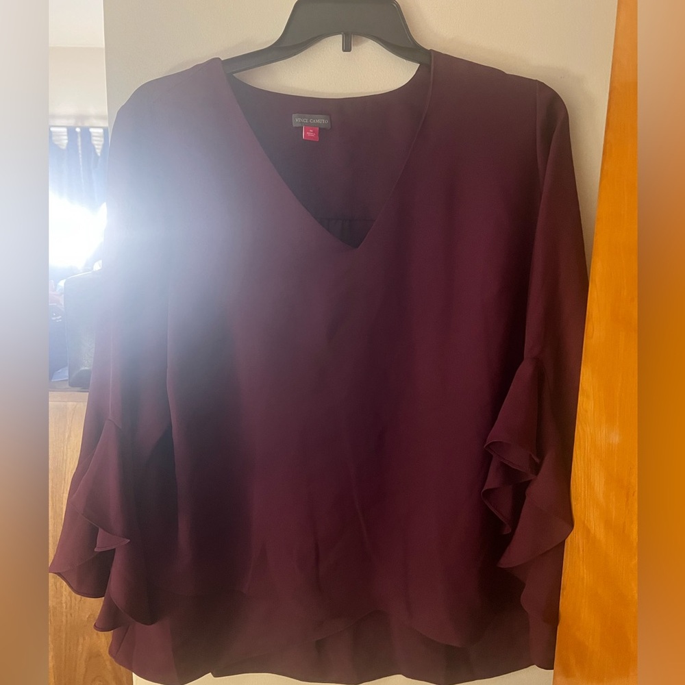 Vince Camuto 1X Burgundy Blouse